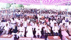  ನಾ ಖಾವೂಂಗಾ, ನಾ ಖಾನೇದೂಂಗ ಎನ್ನುವುದು ಮೋದಿಯ ಬೂಟಾಟಿಕೆಯಷ್ಟೇ: ಸಿದ್ದರಾಮಯ್ಯ