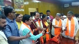 ಹುಬ್ಬಳ್ಳಿ- ಧಾರವಾಡ ನೂತನ ಮೇಯರ್ ಆಗಿ ಈರೇಶ ಅಂಚಟಗೇರಿ ಅಧಿಕಾರ ಸ್ವೀಕಾರ