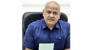 63 ಲಕ್ಷ ಮನೆಗಳ ಮೇಲೇ ಬುಲ್ಡೋಜರ್ ಓಡಿಸಲು ಬಿಜೆಪಿ ಪ್ಲಾನ್: ಸಿಸೋಡಿಯಾ ಆರೋಪ