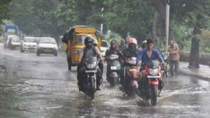  ಮಳೆ ಆರ್ಭಟ: ಮೈಸೂರು ಜಿಲ್ಲೆಯ ಶಾಲೆಗಳಿಗೆ ರಜೆ 