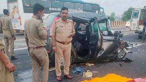 Breaking; ಭೀಕರ ಅಪಘಾತ ಒಂದೇ ಕುಟುಂಬದ 7 ಮಂದಿ ಸಾವು, ಮೋದಿ ಸಂತಾಪ 
