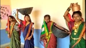 ಗಮನ ಸೆಳೆದ ಸರಕಾರಿ ಶಾಲಾ ವಿದ್ಯಾರ್ಥಿಗಳ ಹಳ್ಳಿ ಸೊಗಡಿನ ಪ್ರದರ್ಶನ 
