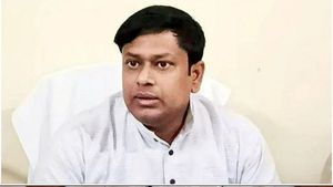 ಹೌರಾಕ್ಕೆ ಹೋಗುವ ಮಾರ್ಗದಲ್ಲಿ ಬಂಗಾಳ ಬಿಜೆಪಿ ಮುಖ್ಯಸ್ಥರ ಬಂಧನ 