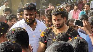 ರಾಜಕೀಯ ಪ್ರವೇಶದ ಬಗ್ಗೆ ಸ್ಪಷ್ಟನೆ ನೀಡಿದ ಅಭಿಷೇಕ್ ಅಂಬರೀಶ್‌ 
