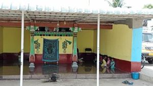 ಚಾಮರಾಜನಗರ: ಬೂದಂಬಳ್ಳಿ ಅಂಗನವಾಡಿ ಶಿಥಿಲ, ಜೀವಭಯದಲ್ಲಿ ಮಕ್ಕಳು 