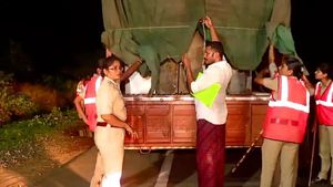 ಭಟ್ಕಳದಲ್ಲಿ ರಾತ್ರಿ ಗಸ್ತಿಗೂ ಸೈ ಎಂದ ಮಹಿಳಾ ಪೊಲೀಸರು! 