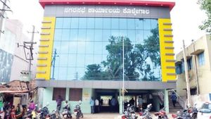  ಚಾಮರಾಜನಗರ; ಶಾಸಕ ಮಹೇಶ್ ಬೆಂಗಲಿಗರಿಗೆ ಹೈಕೋರ್ಟ್‌ನಲ್ಲಿ ಹಿನ್ನಡೆ 
