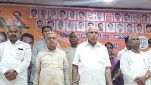 ಕಾಂಗ್ರೆಸ್ ಸುಳ್ಳು ಪ್ರಚಾರ: ಗೋವಿಂದ ಕಾರಜೋಳ ವಾಗ್ದಾಳಿ