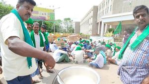  ಆನೆಮಡುವಿನಕೆರೆಗೆ ನೀರು: ಸೋಮಣ್ಣ ಮನವೊಲಿಕೆ ಬಳಿಕ ಹೋರಾಟಕ್ಕೆ ಅಲ್ಪವಿರಾಮ