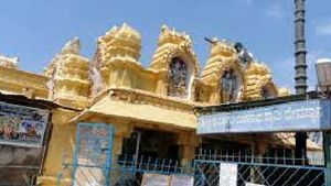 ಬಿಳಿಗಿರಿರಂಗನ ಬೆಟ್ಟದಲ್ಲಿ ಹುಂಡಿ ಎಣಿಕೆ: 35 ಲಕ್ಷ ಸಂಗ್ರಹ, ಹುಂಡಿಯಲ್ಲಿ ಡಾಲರ್! 