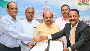 ಮಂಗಳೂರಿನಲ್ಲಿ 52,000 ಕೋಟಿ ರೂ.ಹೂಡಲು ಒಪ್ಪಂದ ಮಾಡಿಕೊಂಡ ಆಕ್ಮೆ ಕ್ಲೀನ್ ಟೆಕ್ ಸಲ್ಯುಷನ್ 