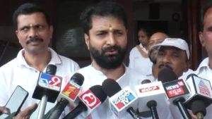 ಸಿದ್ದರಾಮಯ್ಯ -ಸುಳ್ಳು ಒಂದೇ ನಾಣ್ಯದ ಎರಡು ಮುಖಗಳು: ಸಿ.ಟಿ.ರವಿ 
