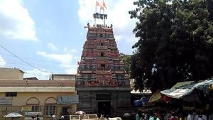 ದೇವಲ ಗಾಣಗಾಪುರ ದೇವಸ್ಥಾನದ ಐವರು ಅರ್ಚಕರ ವಿರುದ್ಧ ಎಫ್‌ಐಆರ್ 