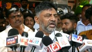 ಪಿಎಸ್ಐ ಹಗರಣದ ಹಿಂದೆ ಇರುವ ರಾಜಕಾರಣಿ, ಅಧಿಕಾರಿ ಯಾರೆಂಬ ಸತ್ಯ ಹೊರ ಬರಬೇಕು : ಡಿಕೆಶಿ