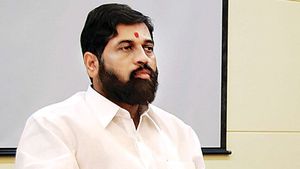  ನಟೋರಿಯಸ್ ಹಿನ್ನೆಲೆ: ಏಕನಾಥ ಶಿಂಧೆ ಮೇಲೆ 18 ಕ್ರಿಮಿನಲ್ ಕೇಸು!