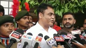 ಕುಮಾರಸ್ವಾಮಿ ಹೇಳಿಕೆ ಕೊಡುವುದನ್ನು ನಿಲ್ಲಿಸಲಿ; ಅಶ್ವಥ್ ನಾರಾಯಣ