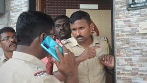 ಒಂದೇ ಕುಟುಂಬದ 9 ಮಂದಿ ಆತ್ಮಹತ್ಯೆ: ಸಾಲಗಾರರ ಕಾಟವೇ ಕಾರಣ ಎಂದ ಪೊಲೀಸರು