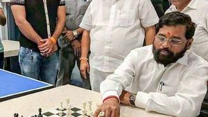  ಮಹಾರಾಷ್ಟ್ರ ಬಿಕ್ಕಟ್ಟಿಗೆ ಹೊಸ ತಿರುವು: ಏಕನಾಥ್ ಶಿಂಧೆ ಸ್ಫೋಟಕ ಟ್ವೀಟ್
