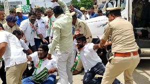 ಕೋಟೆನಾಡು ಚಿತ್ರದುರ್ಗದಲ್ಲಿ ಕಾಂಗ್ರೆಸ್ ಕಾರ್ಯಕರ್ತರ ಪ್ರತಿಭಟನೆ