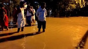 ಚಿತ್ರದುರ್ಗದಲ್ಲಿ ವರುಣನ ಅಬ್ಬರಕ್ಕೆ ತತ್ತರಿಸಿದ ಜನತೆ, ಮನೆಗಳಿಗೆ ನುಗ್ಗಿದ್ದ ನೀರು..! 