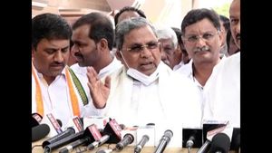 ಬಿಜೆಪಿಯನ್ನು ಸೀಳುನಾಯಿಗೆ ಹೋಲಿಸಿದ ಸಿದ್ದುಗೆ ಬಿಜೆಪಿ ನಾಯಕರ ಗುದ್ದು 