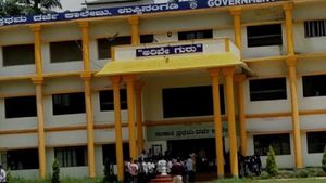 ಮುಚ್ಚಳಿಕೆ ಬರೆದು, ಹಿಜಾಬ್ ಕಳಚಿಟ್ಟು ತರಗತಿಗೆ ಬಂದ 46 ವಿದ್ಯಾರ್ಥಿನಿಯರು
