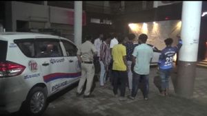 ಮಂಗಳೂರು; ಬಜರಂಗದಳದಿಂದ ಮತ್ತೆ ಪಬ್ ಮೇಲೆ ದಾಳಿ 