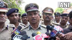 Breaking: ಫಾಜಿಲ್ ಹತ್ಯೆ; ವದಂತಿಗೆ ಕಿವಿಗೊಡದಂತೆ ಪೊಲೀಸರ ಮನವಿ 
