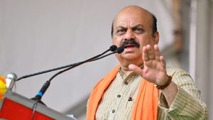 Breaking: ಹೈದರಾಬಾದ್‌ಗೆ ತೆರಳಿದ ಸಿಎಂ: ಅಮಿತ್ ಶಾ, ನಡ್ಡಾ ಜೊತೆ ಮಾತುಕತೆ