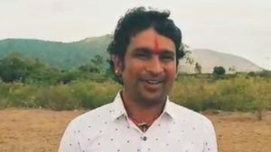 ಇವರು ವಾರದಲ್ಲಿ 6 ದಿನ ಟೈಲರ್‌, ಒಂದಿನ ಪಕ್ಕಾ ಆಕ್ಟರ್‌!