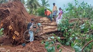 ಮಳೆ ನಿಲ್ಲಿಸುವಂತೆ ಕೋರಿ ದೇವರಿಗೆ ವಿಶೇಷ ಪೂಜೆ ಋಷ್ಯ ಶೃಂಗೇಶ್ವರನಿಗೆ ಪೂಜೆ