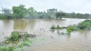 ಬೆಣ್ಣೆನಗರಿ ದಾವಣಗೆರೆಯಲ್ಲಿ ವರುಣಾರ್ಭಟ: ಯಲ್ಲೋ ಅಲರ್ಟ್, ಕಟ್ಟೆಚ್ಚರ 
