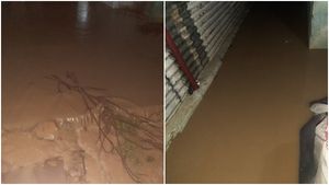ಗದಗ:  ಕೆರೆ ಕಟ್ಟೆ ಒಡೆದು 100ಕ್ಕೂ ಹೆಚ್ಚು ಮನೆಗಳಿಗೆ ನುಗ್ಗಿದ ನೀರು 