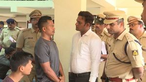 ಬಾಂಗ್ಲಾದವರು ನುಸುಳಿರುವ ಶಂಕೆ, ಮಂಗಳೂರಿನಲ್ಲಿ 518 ಜನರು ವಶಕ್ಕೆ 