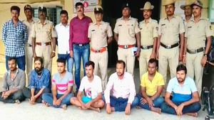 ರಾಮನಗರದಲ್ಲಿ ಅಕ್ರಮ ಬಾಂಗ್ಲಾ ವಲಸಿಗರ ಬಂಧನ, ಮಹಿಳೆ ಪರಾರಿ 