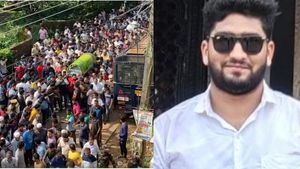  ಮಂಗಳೂರು: ಫಾಜಿಲ್ ದಫನಕ್ರಿಯೆ ಅಂತ್ಯ-ಸುರತ್ಕಲ್‌ನಲ್ಲಿ ಕಟ್ಟೆಚ್ಚರ, ನಿಷೇಧಾಜ್ಞೆ ಜಾರಿ 