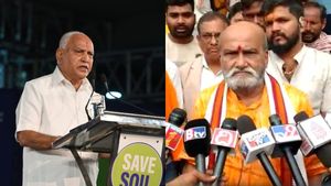  ಕೇವಲ ಪಟ್ಟಣ, ಬ್ರಾಹ್ಮಣ ಪಕ್ಷವಾಗಿದ್ದ ಬಿಜೆಪಿಯನ್ನು ಸರ್ವವ್ಯಾಪಿ ಮಾಡಿದ್ದು ಬಿಎಸ್‌ವೈ: ಮುತಾಲಿಕ್ 