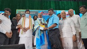 ನನ್ನ ರಾಜಕೀಯ ಜೀವನದ ಮಾರ್ಗದರ್ಶಕರು ಮತ್ತು ಗುರು ಅಂಬೇಡ್ಕರ್ : ಸಿದ್ದರಾಮಯ್ಯ 