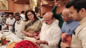 ಮಂಡ್ಯಕ್ಕೆ ಬಿಜೆಪಿ ಲಗ್ಗೆ... ಸುಮಲತಾರ ತೀರ್ಮಾನ ಏನಿರಬಹುದು? 