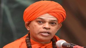 Breaking: ಚಿತ್ರದುರ್ಗ ಮುರುಘಮಠದ ಶಿವಮೂರ್ತಿ ಸ್ವಾಮೀಜಿ ಬಂಧನ ವದಂತಿ