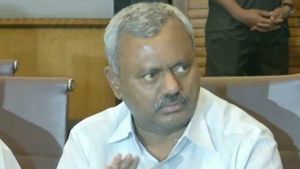  ಮಳೆ ಅವಾಂತರ: ಮೈಸೂರು-ಬೆಂಗಳೂರು ಹೆದ್ದಾರಿಯಲ್ಲಿ ಸಂಚರಿಸಬೇಡಿ: ಎಸ್. ಟಿ. ಸೋಮಶೇಖರ್ ಸಲಹೆ