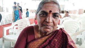 ತನಗೆ ಸಿಕ್ಕಿದ 2.3 ಲಕ್ಷ ಮೌಲ್ಯದ ಚಿನ್ನದ ಸರ ವಾಪಾಸ್ ನೀಡಿ ಮದುವೆ ಸಂಭ್ರಮ ಹೆಚ್ಚಿಸಿದ ಮಹಾತಾಯಿ