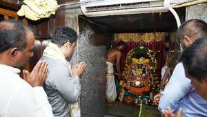 'ಸಿದ್ದರಾಮೋತ್ಸವ' ಸಿದ್ದರಾಮಯ್ಯಗೆ ರಾಜಕೀಯ ಬೀಳ್ಕೊಡುಗೆ!