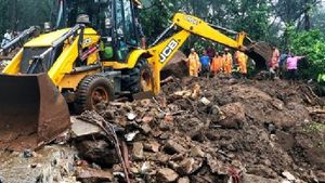 Breaking: ಕೇರಳ; ಭೂಕುಸಿತದಲ್ಲಿ ಒಂದೇ ಕುಟುಂಬದ ಐವರು ಸಾವು 