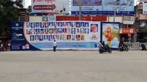 ಶಿವಮೊಗ್ಗದಲ್ಲಿ ವಿವಾದದ ಬಳಿಕ ಎಚ್ಚೆತ್ತ ಪಾಲಿಕೆ, ಫ್ಲೆಕ್ಸ್ ನೀತಿ ರೂಪಿಸಲು ಪ್ಲಾನ್ 