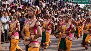  ಶ್ರೀರಂಗಪಟ್ಟಣ ಜಂಬೂ ಸವಾರಿ ಮೆರವಣಿಗೆ; ಮಹೇಂದ್ರ ಆನೆಯ ಗಾಂಭೀರ್ಯ ನಡೆ 