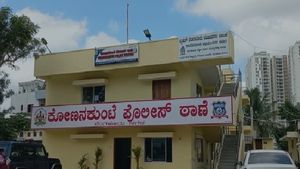 ಬೆಂಗಳೂರಲ್ಲಿ ಪತಿ ಕೊಂದು ಮಂಡ್ಯದಲ್ಲಿ ಸಿಕ್ಕಿಬಿದ್ದ ಪತ್ನಿ! 