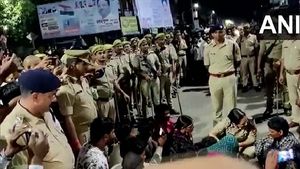 ಇಬ್ಬರು ದಲಿತ ಬಾಲಕಿಯರ ಹತ್ಯೆ, ಮರಕ್ಕೆ ನೇತು ಹಾಕಿದ ಆರೋಪಿಗಳು 