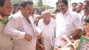 ಕಾಂಗ್ರೆಸ್‌ನ ಒಳಬೇಗುದಿ ಬೀದಿಗೆ: ಶಾಮನೂರು ಕುಟುಂಬದ ವಿರುದ್ಧ ಕಾಂಗ್ರೆಸಿಗರ ತೀವ್ರ ಅಸಮಾಧಾನ 