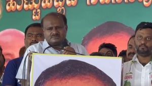 ಸರ್ಕಾರದಲ್ಲಿ ನಡೆದಿರುವ ಕಮಿಷನ್‌ ಹಗರಣ ಬಯಲಿಗೆ ತರುತ್ತೇನೆ: ಹಾಸನದಲ್ಲಿ ಕುಮಾರಸ್ವಾಮಿ ಗುಡುಗು 